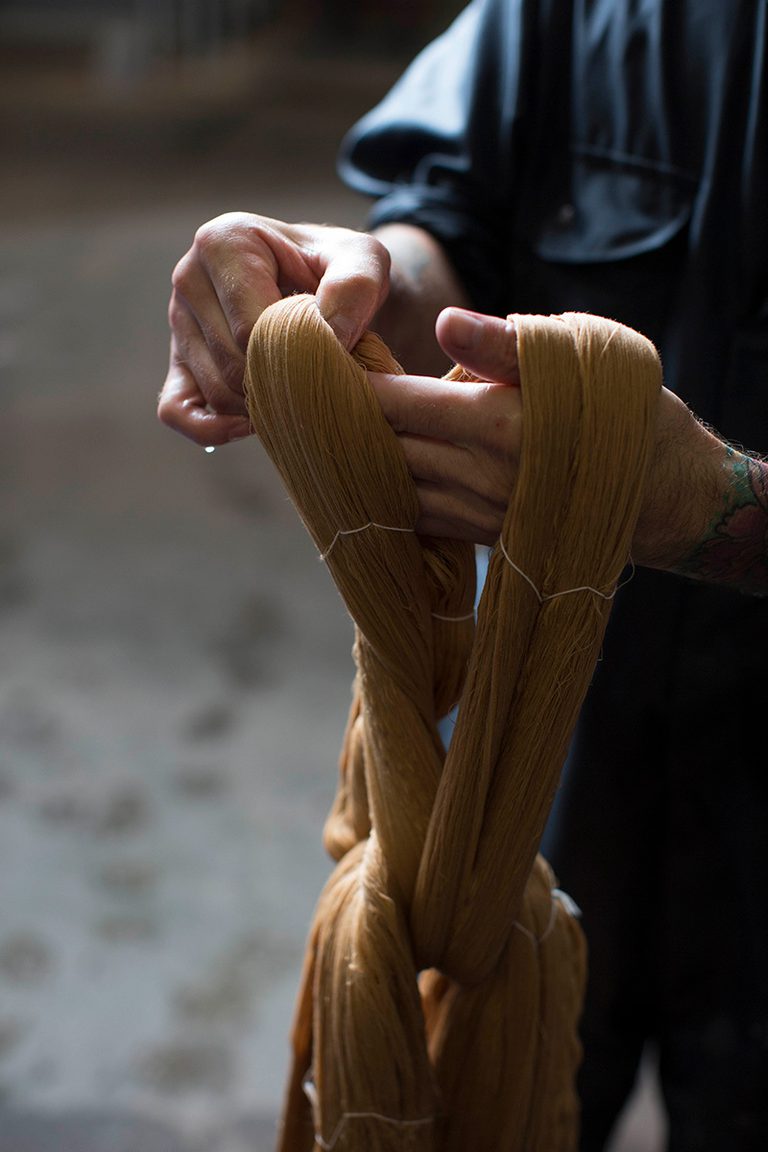 Dyed knitwear yarn prepared for production